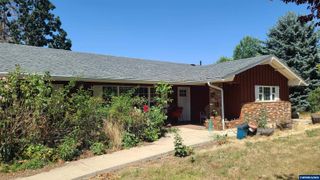 40021 Sandner Dr, Scio, OR 97374