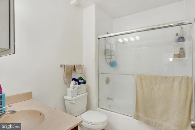 209 LAMP POST LN, Camp Hill, PA 17011