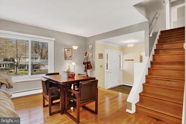 209 LAMP POST LN, Camp Hill, PA 17011