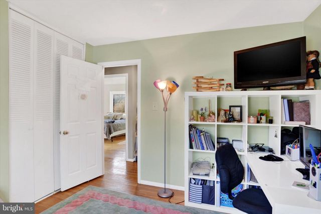 209 LAMP POST LN, Camp Hill, PA 17011