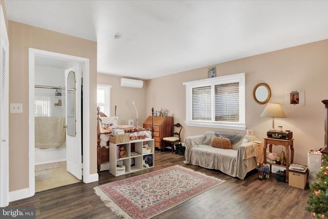 209 LAMP POST LN, Camp Hill, PA 17011