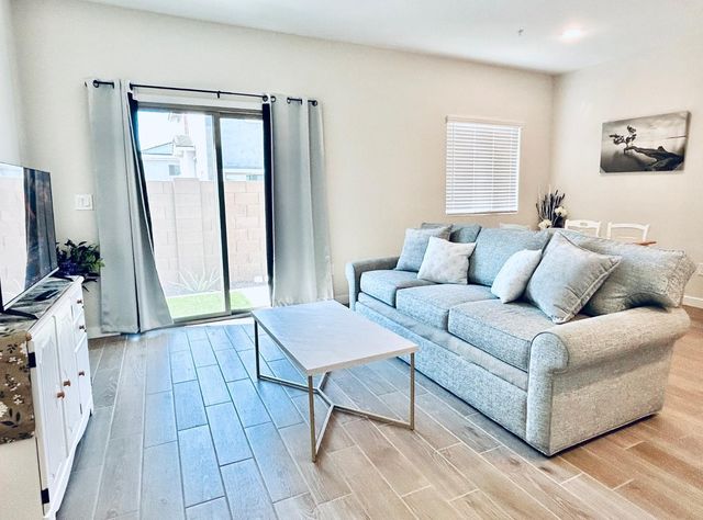7508 S 75th Drive, Laveen, AZ 85339
