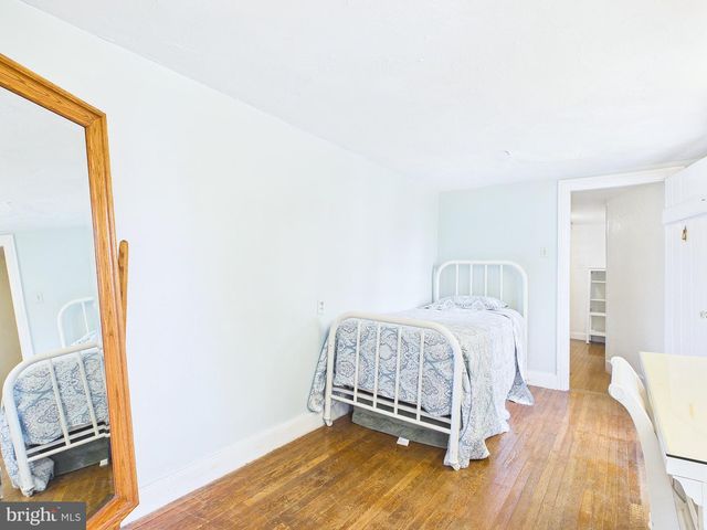 1319 N 2ND ST, Harrisburg, PA 17102