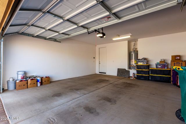 40385 W HALEY Drive, Maricopa, AZ 85138