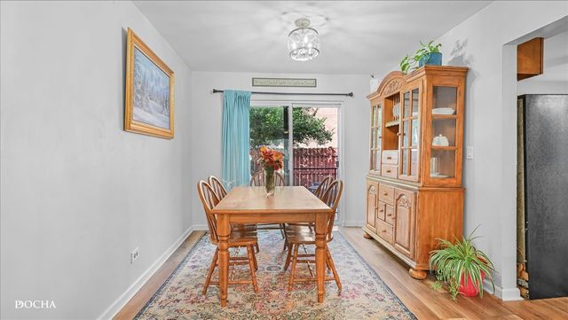 1016 N Mill Street 5, Naperville, IL 60563