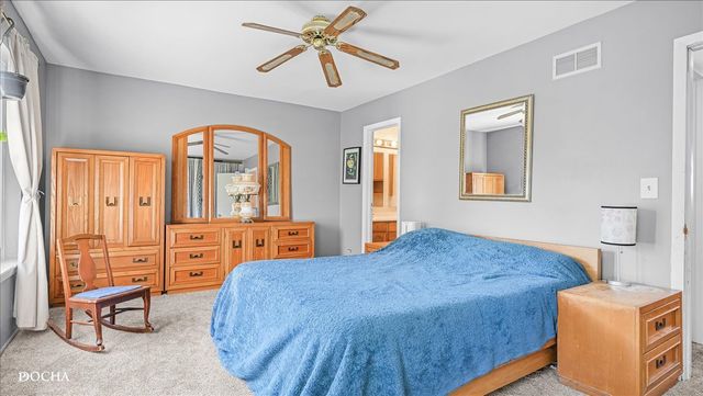 1016 N Mill Street 5, Naperville, IL 60563