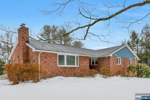 299 Stonetown Road, Ringwood, NJ 07456