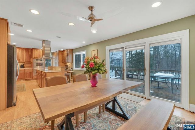 299 Stonetown Road, Ringwood, NJ 07456