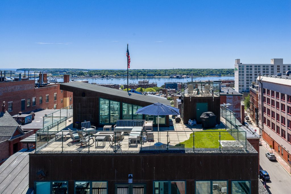 547 Congress Street 6, Portland, ME 04101 — photo 2
