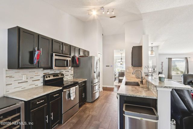 12215 RUTH LAWN Court, Jacksonville, FL 32224