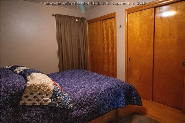 1807 Maple Drive, Sissonville, WV 25320