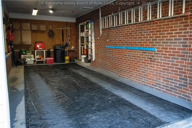 1807 Maple Drive, Sissonville, WV 25320
