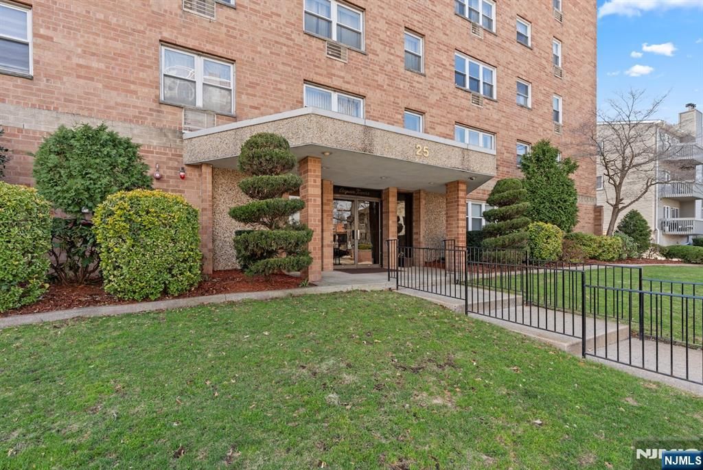 25 Jefferson Street 4E, Hackensack, NJ 07601