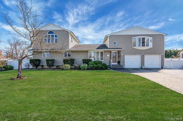 226 Marcy Street, West Babylon, NY 11704