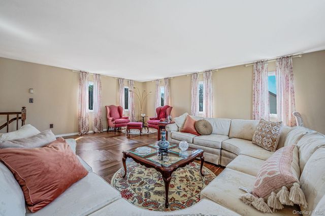 226 Marcy Street, West Babylon, NY 11704