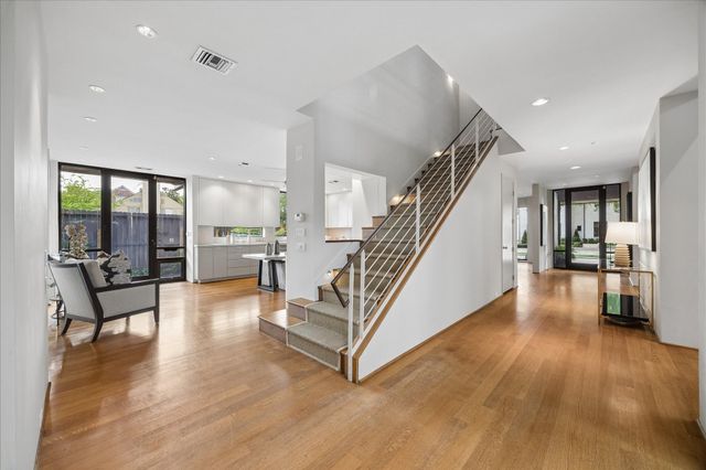 3635 Overbrook Lane, Houston, TX 77027