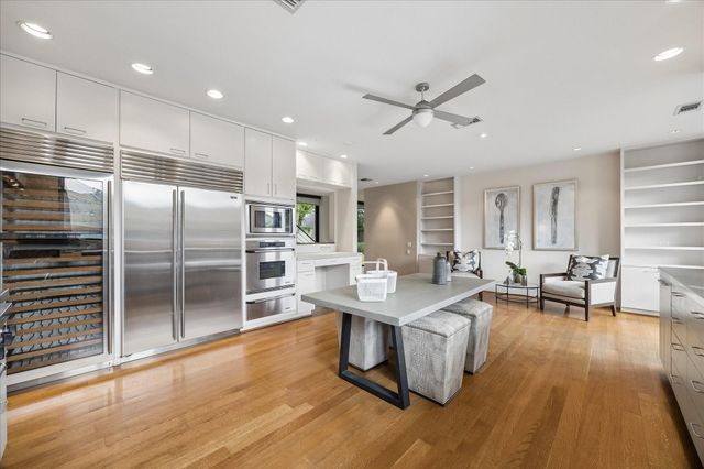 3635 Overbrook Lane, Houston, TX 77027