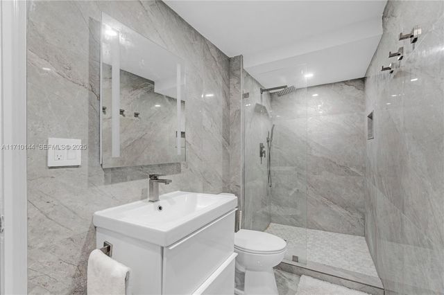 1600 S Ocean Drive 2F, Hollywood, FL 33019