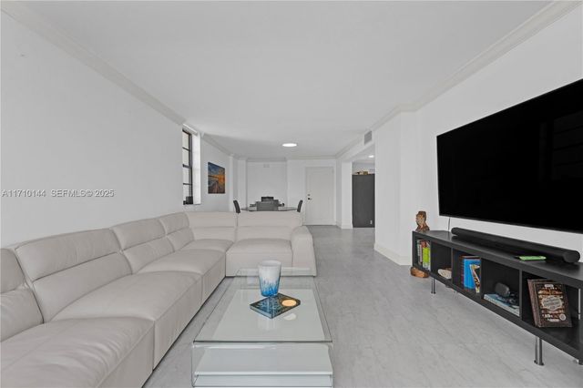1600 S Ocean Drive 2F, Hollywood, FL 33019