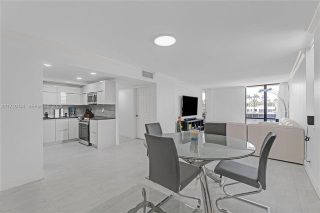 1600 S Ocean Drive 2F, Hollywood, FL 33019