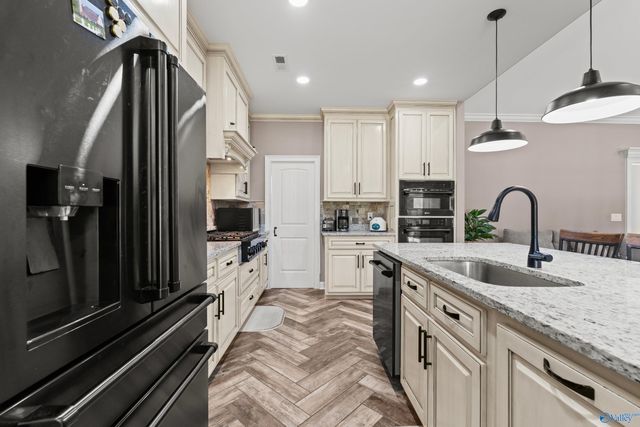 2318 Spring Avenue, Decatur, AL 35601