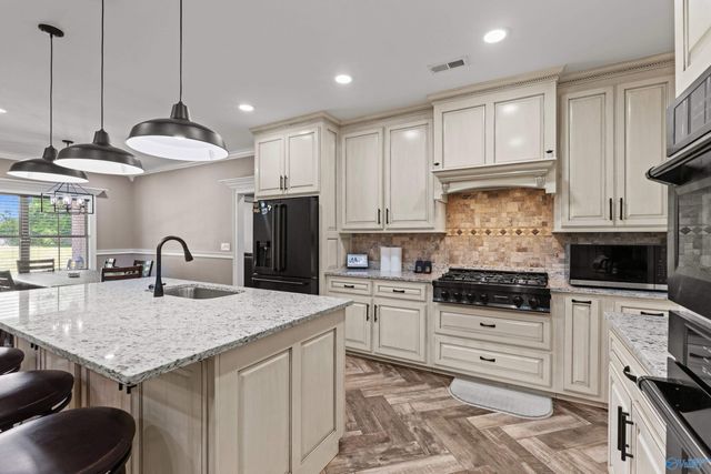 2318 Spring Avenue, Decatur, AL 35601