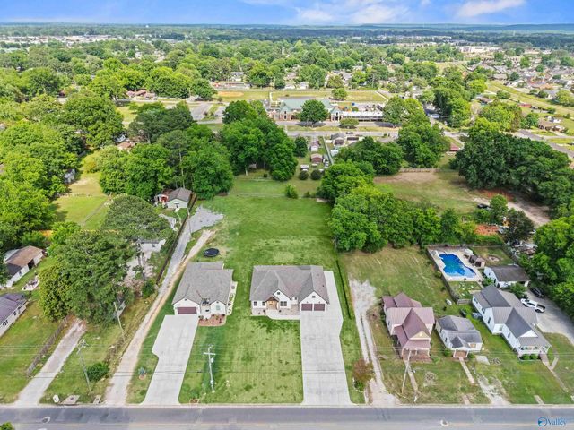 2318 Spring Avenue, Decatur, AL 35601