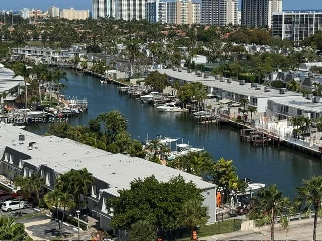 2500 Parkview Dr 1210, Hallandale Beach, FL 33009