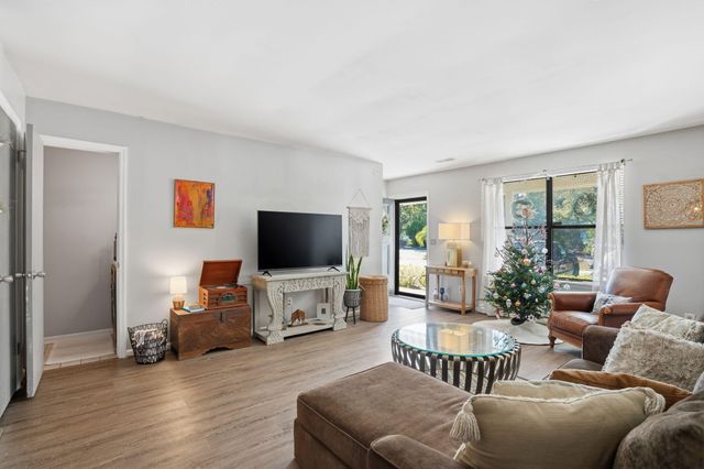 1168 Julian Clark Road 22, Charleston, SC 29412