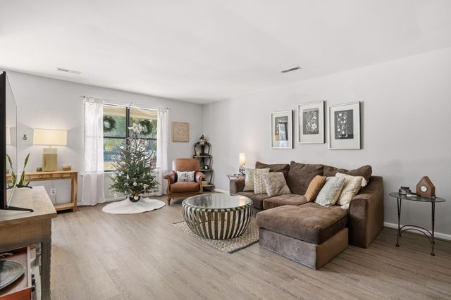 1168 Julian Clark Road 22, Charleston, SC 29412