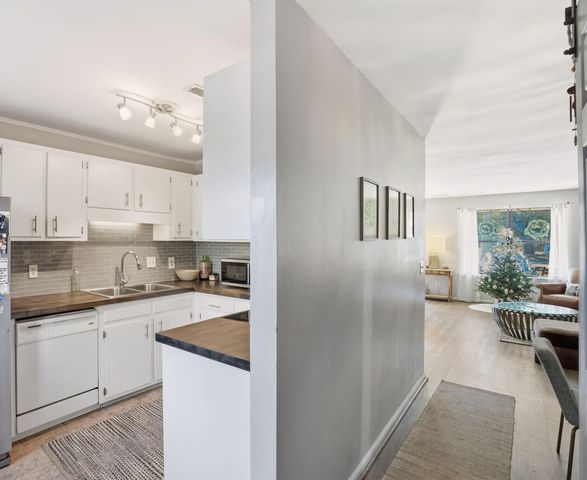 1168 Julian Clark Road 22, Charleston, SC 29412