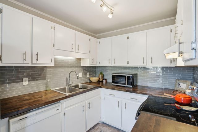 1168 Julian Clark Road 22, Charleston, SC 29412