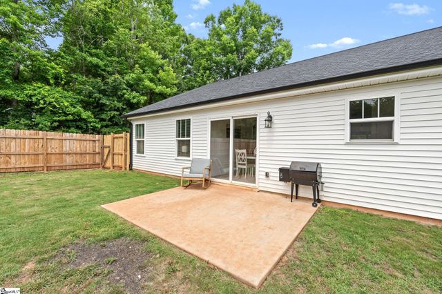 69 Pine Drive, Taylors, SC 29687