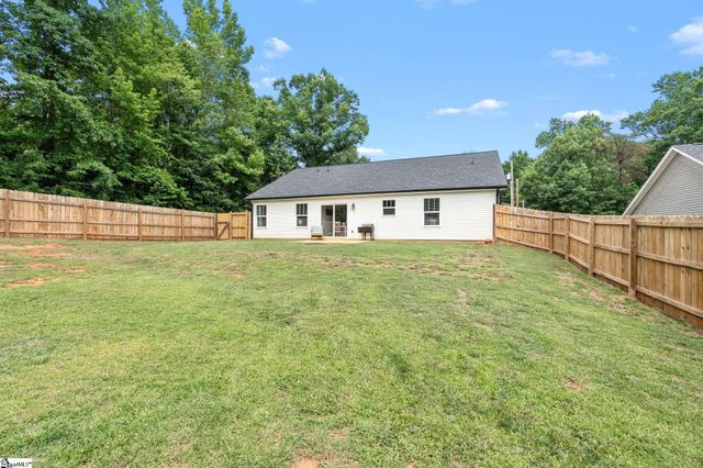 69 Pine Drive, Taylors, SC 29687