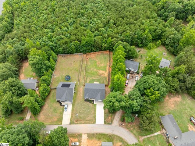 69 Pine Drive, Taylors, SC 29687