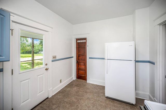 1275 WARRENTON RD, Fredericksburg, VA 22406