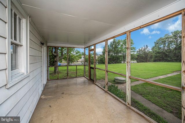 1275 WARRENTON RD, Fredericksburg, VA 22406