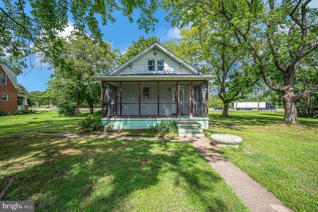 1275 WARRENTON RD, Fredericksburg, VA 22406
