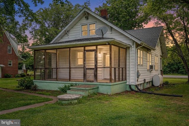 1275 WARRENTON RD, Fredericksburg, VA 22406