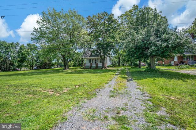 1275 WARRENTON RD, Fredericksburg, VA 22406