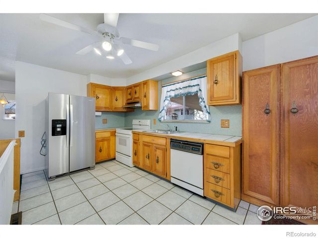 1402 25th Ave Ct, Greeley, CO 80634