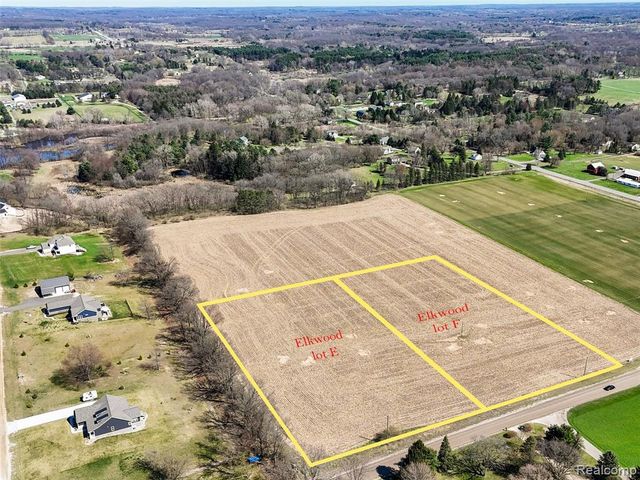 7680 Parshallville Road, Hartland, MI 48430