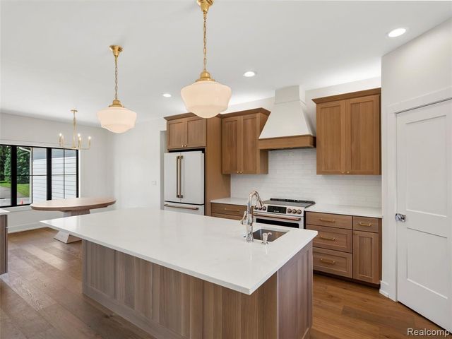 7680 Parshallville Road, Hartland, MI 48430