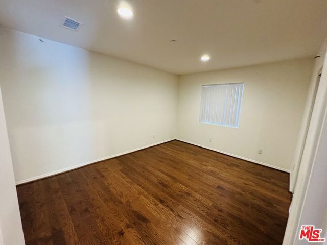 8820 Orchard Avenue 8820, Los Angeles, CA 90044