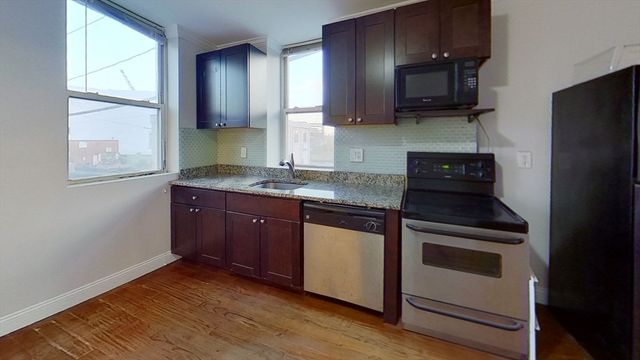 11 Williams Street, Chelsea, MA 02150
