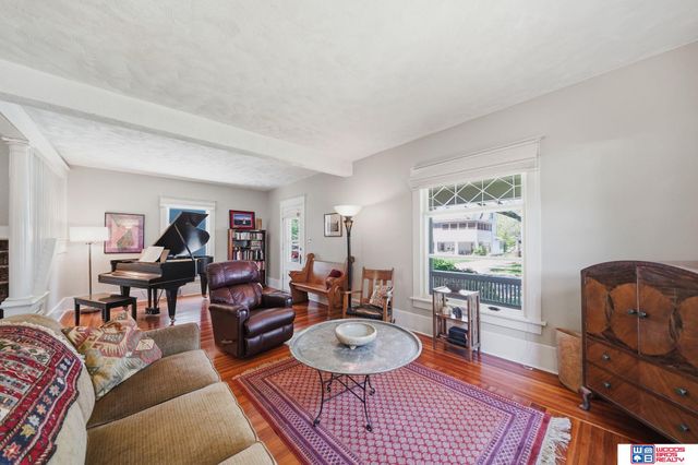 3237 R Street, Lincoln, NE 68503
