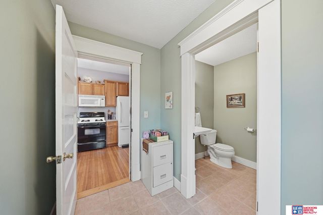 3237 R Street, Lincoln, NE 68503