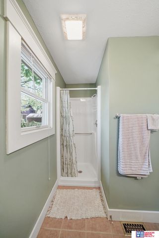 3237 R Street, Lincoln, NE 68503