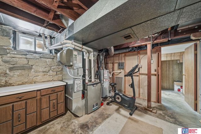 3237 R Street, Lincoln, NE 68503