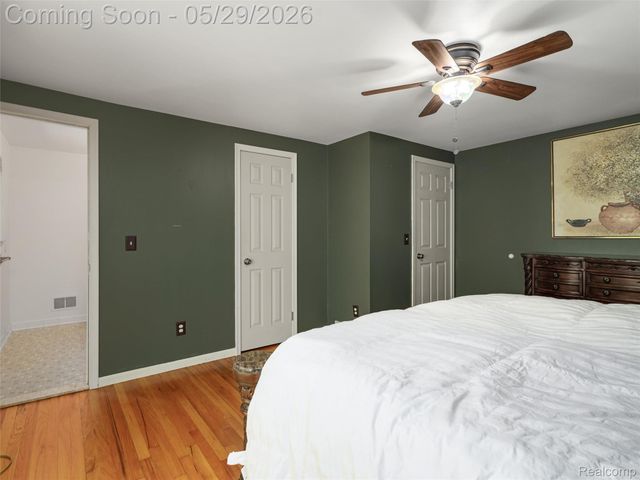 1236 Beemer Court, Oxford Charter Township, MI 48371